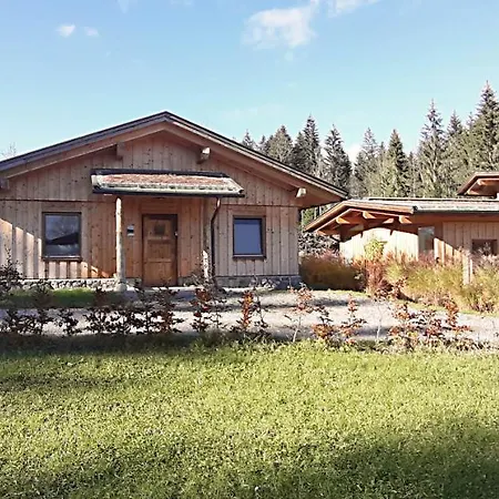Dobringers Chalet-dorf Waroes Feriehus *