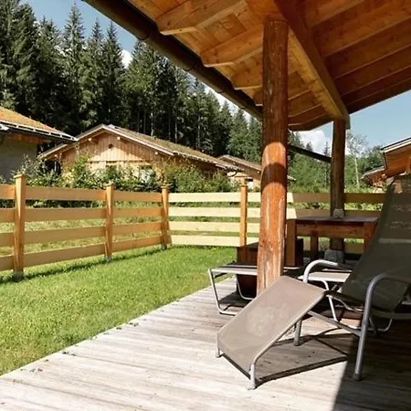 Feriehus Dobringers Chalet-dorf Waroes