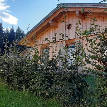 Feriehus Dobringers Chalet-dorf Waroes