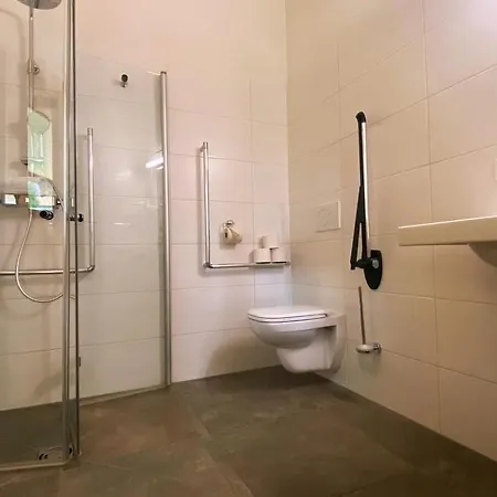 Feriehus Dobringers Chalet-dorf Waroes