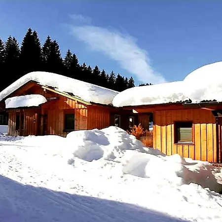 Dobringers Chalet-dorf Waroes Feriehus *