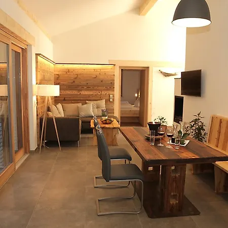 Dobringers Chalet-dorf Waroes Feriehus *