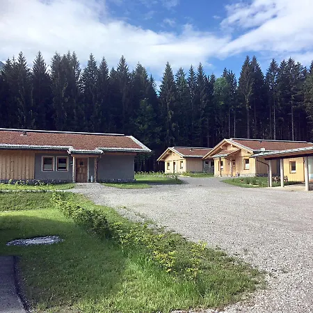Dobringers Chalet-Dorf Waroes * Hermagor-Pressegger See