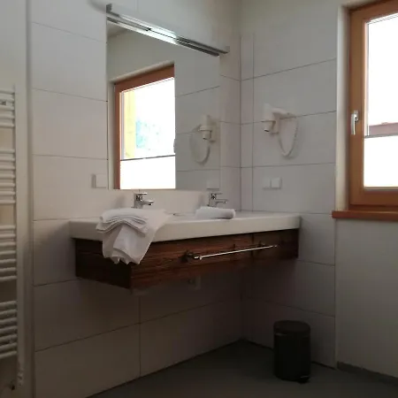 Dobringers Chalet-dorf Waroes *