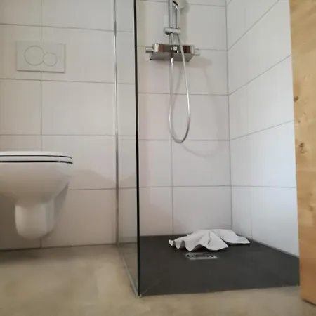 Feriehus Dobringers Chalet-dorf Waroes Hermagor-Pressegger See